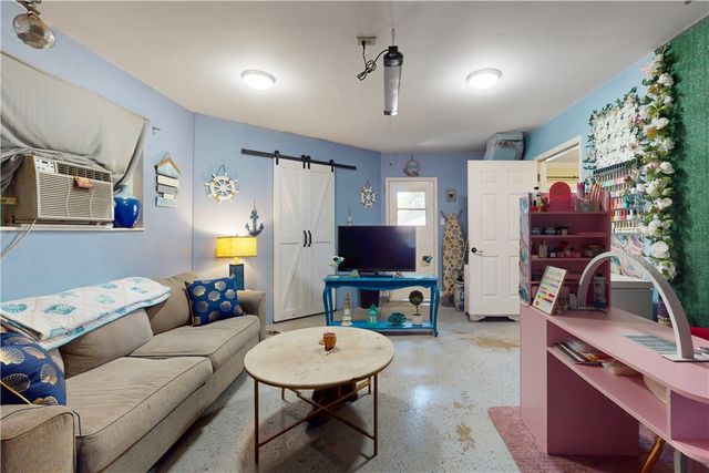 7105 Coquina Avenue, Fort Pierce, FL 34951