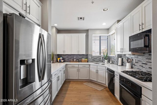 17025 E LA MONTANA Drive 132, Fountain Hills, AZ 85268