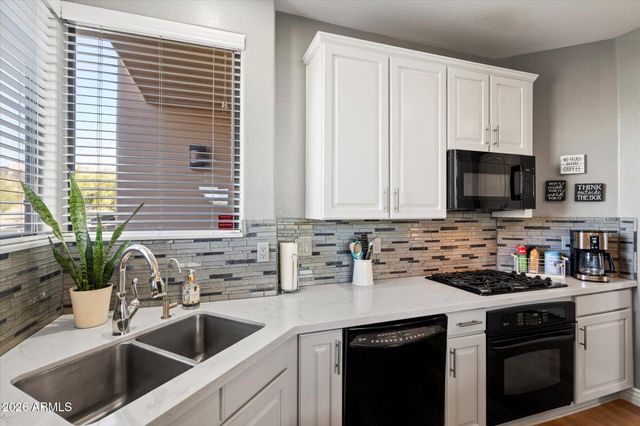 17025 E LA MONTANA Drive 132, Fountain Hills, AZ 85268