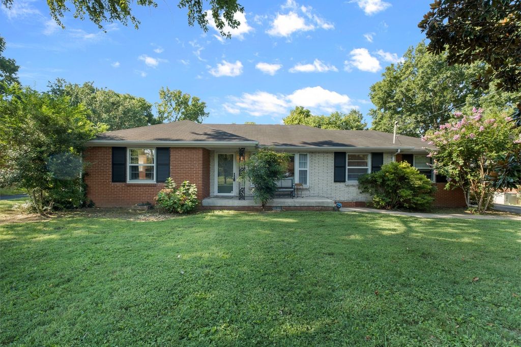 2503 Midvale Dr, Nashville, TN 37214