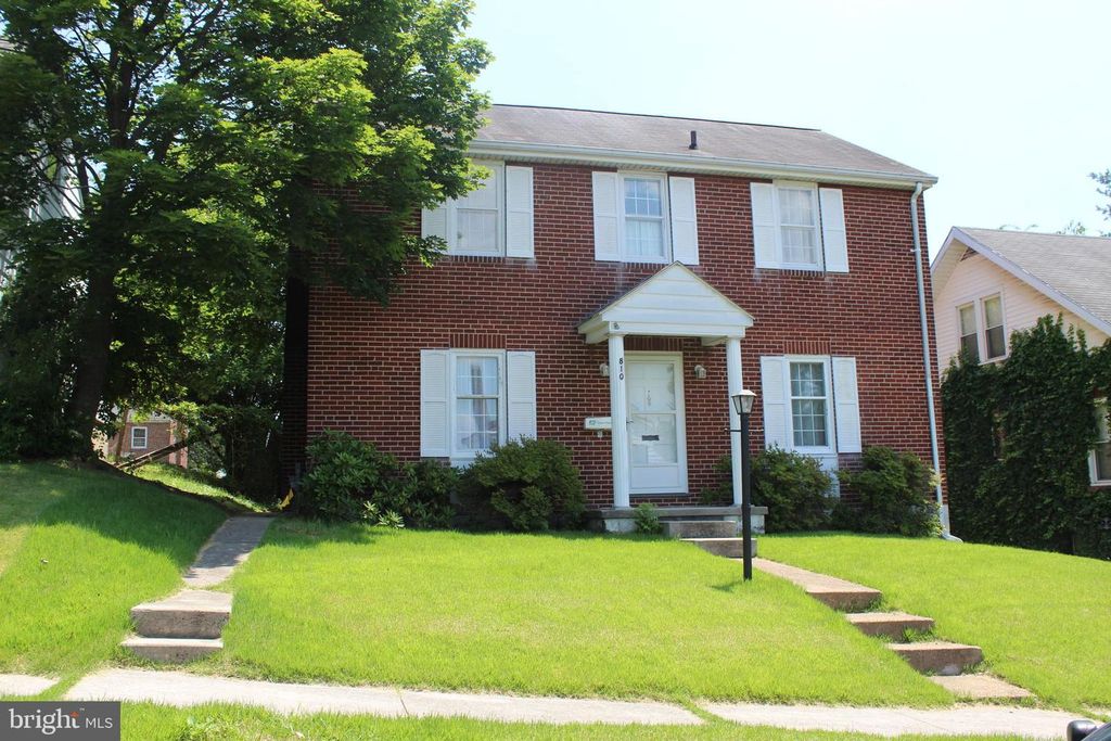 810 MEMORIAL AVE, Cumberland, MD 21502