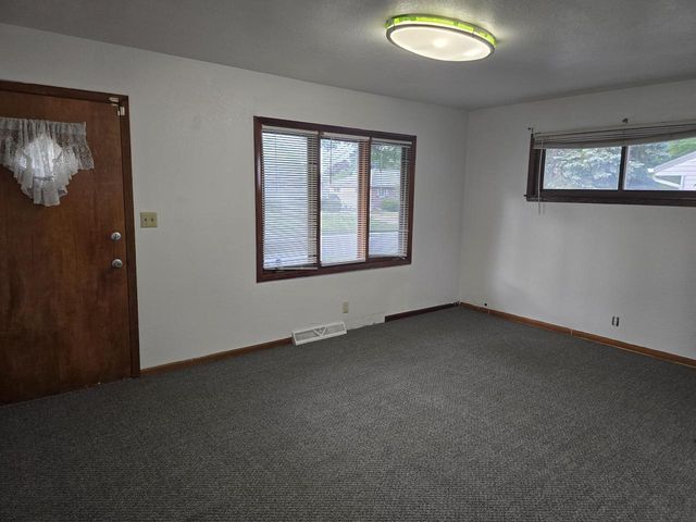 8805 W Bender AVENUE, Milwaukee, WI 53225