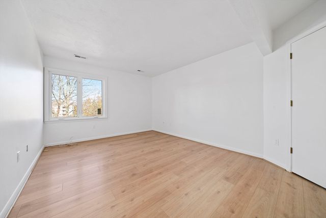 110 Burkhall H, Weymouth, MA 02190