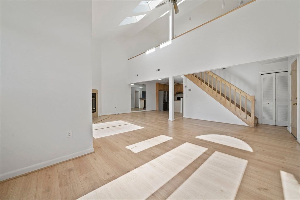 110 Burkhall H, Weymouth, MA 02190