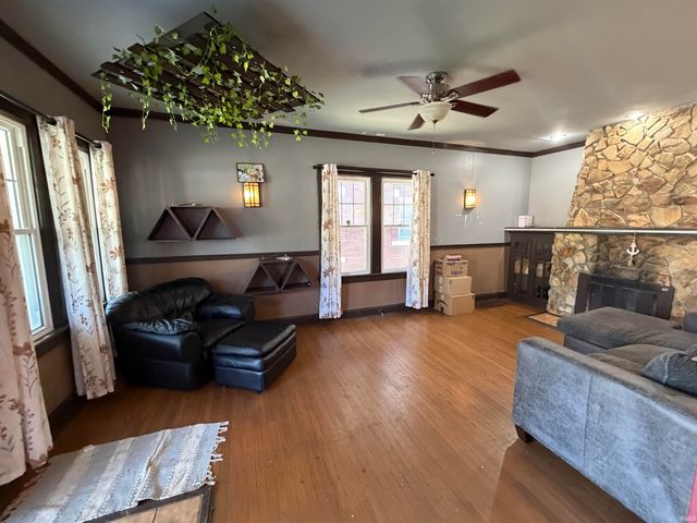 704 S Harlan Avenue, Evansville, IN 47714