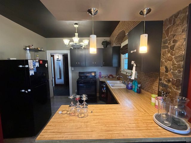 704 S Harlan Avenue, Evansville, IN 47714