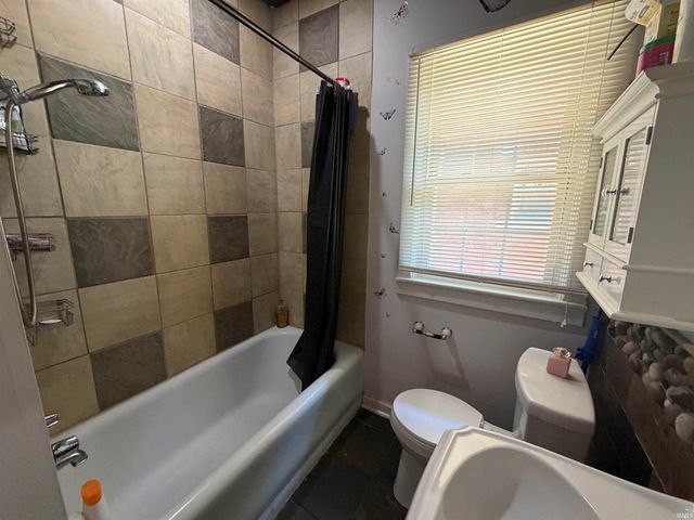 704 S Harlan Avenue, Evansville, IN 47714