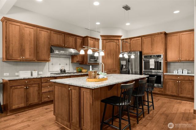25812 SE 28th Place, Sammamish, WA 98075