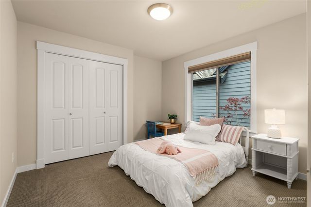 25812 SE 28th Place, Sammamish, WA 98075