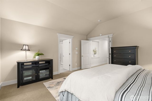 25812 SE 28th Place, Sammamish, WA 98075