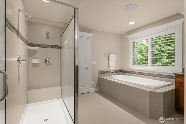 25812 SE 28th Place, Sammamish, WA 98075