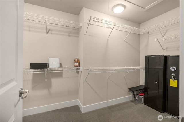 25812 SE 28th Place, Sammamish, WA 98075