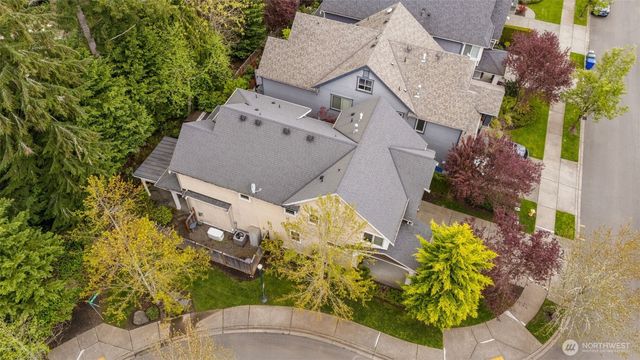 25812 SE 28th Place, Sammamish, WA 98075