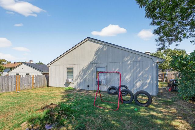 803 Canary Lane, Mansfield, TX 76063