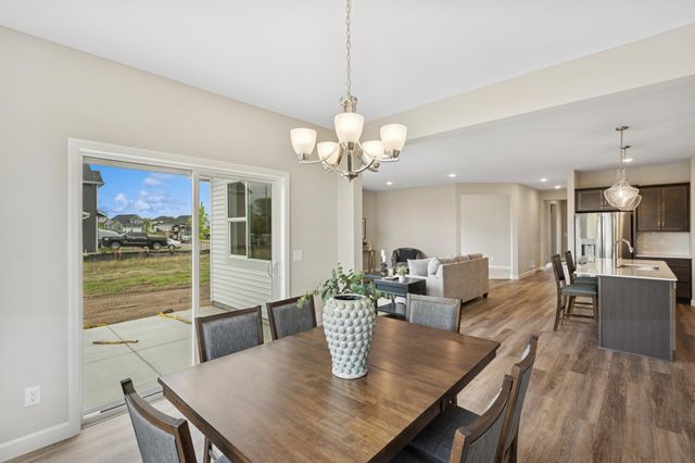 8604 Edmonson Way NE, Monticello, MN 55362