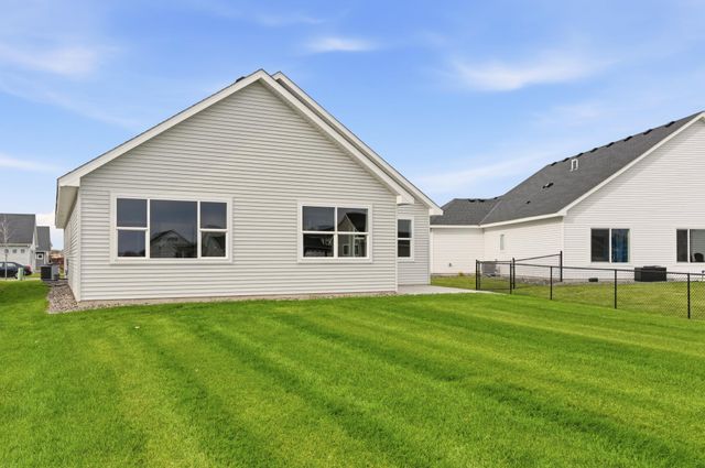 8604 Edmonson Way NE, Monticello, MN 55362