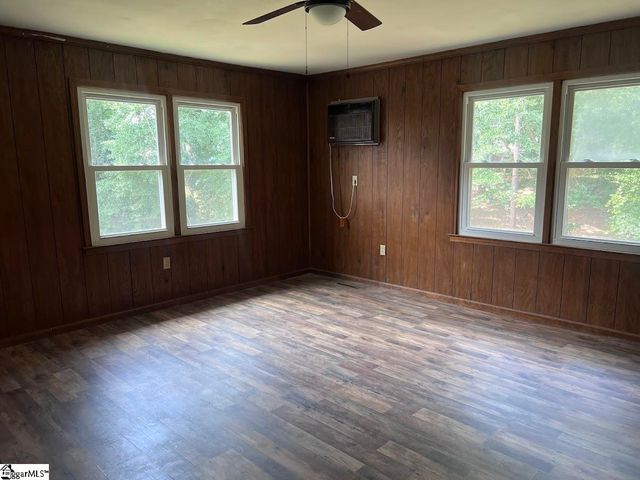 213 Hillcrest Circle, Anderson, SC 29624