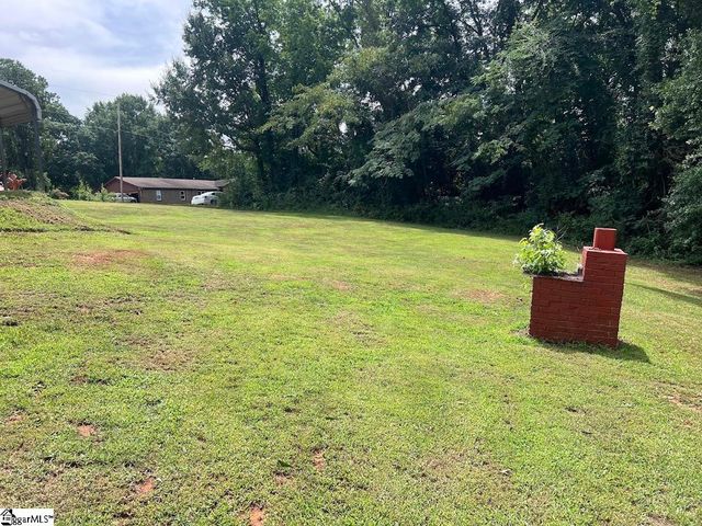 213 Hillcrest Circle, Anderson, SC 29624