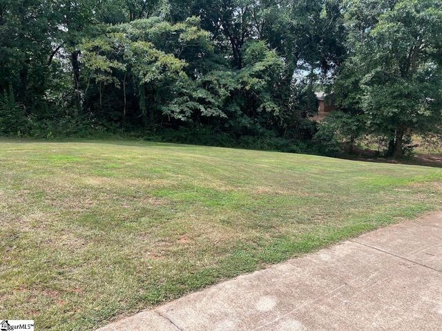213 Hillcrest Circle, Anderson, SC 29624
