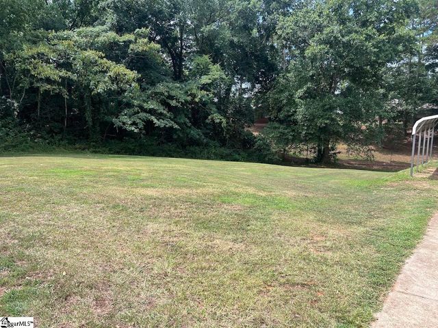 213 Hillcrest Circle, Anderson, SC 29624