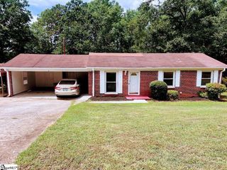 213 Hillcrest Circle, Anderson, SC 29624