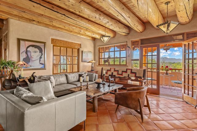 939 Kit Carson Road, Taos, NM 87571