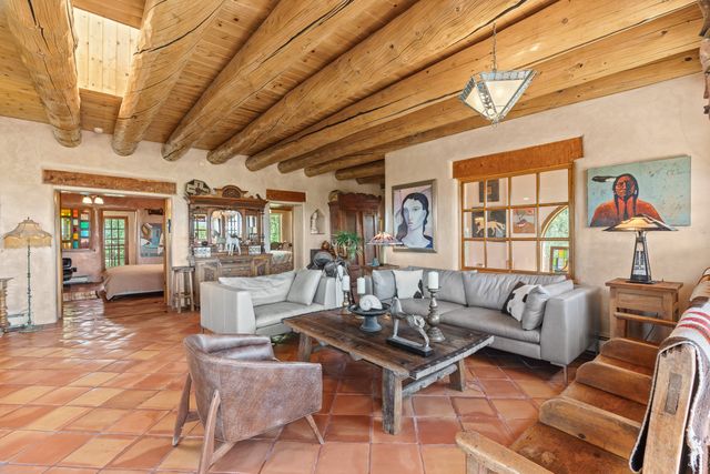 939 Kit Carson Road, Taos, NM 87571