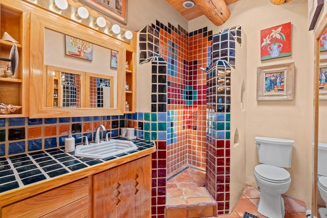 939 Kit Carson Road, Taos, NM 87571