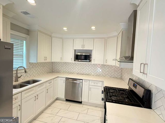 1128 Hillcrest Court NW, Norcross, GA 30093
