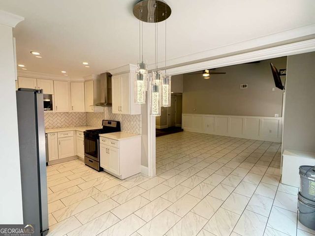 1128 Hillcrest Court NW, Norcross, GA 30093