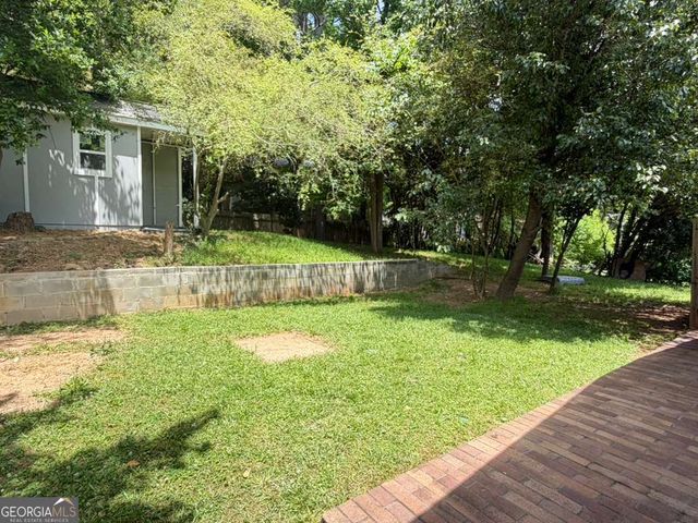1128 Hillcrest Court NW, Norcross, GA 30093