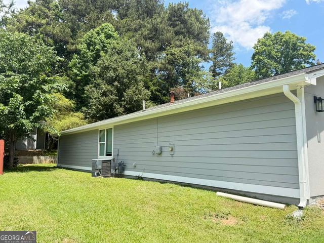 1128 Hillcrest Court NW, Norcross, GA 30093