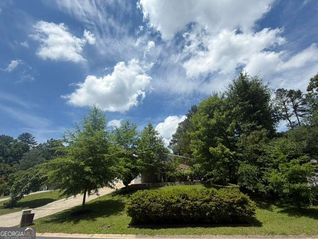 1128 Hillcrest Court NW, Norcross, GA 30093