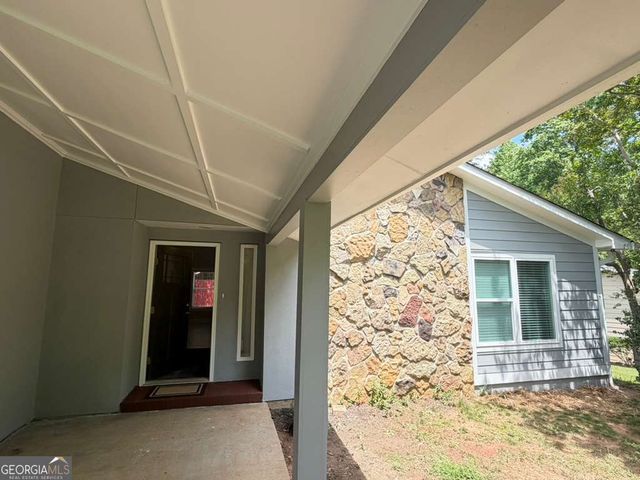 1128 Hillcrest Court NW, Norcross, GA 30093