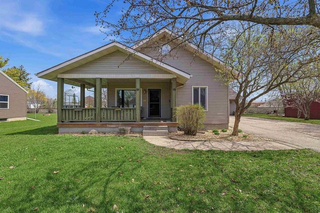 537 FARWELL AVENUE, Fond Du Lac, WI 54935