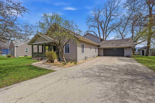537 FARWELL AVENUE, Fond Du Lac, WI 54935