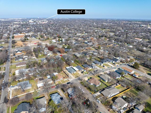 1000 E Epstein Street, Sherman, TX 75090