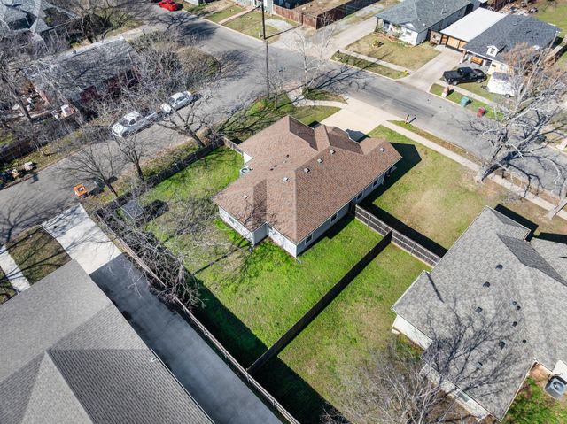1000 E Epstein Street, Sherman, TX 75090