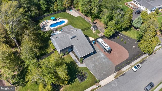 26 GREENBRIAR RD, Marmora, NJ 08223