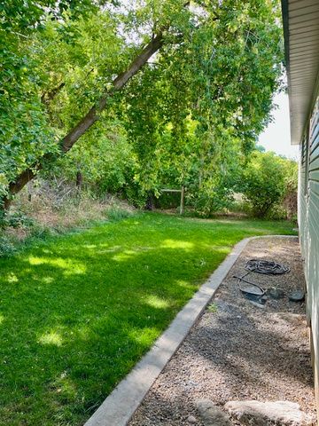 185 E SOUTH WEBER DR, South Weber, UT 84405