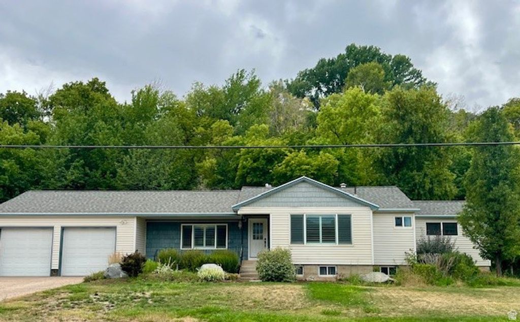 185 E SOUTH WEBER DR, South Weber, UT 84405