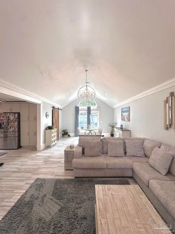 3097 Fayal Dr, Pensacola, FL 32526