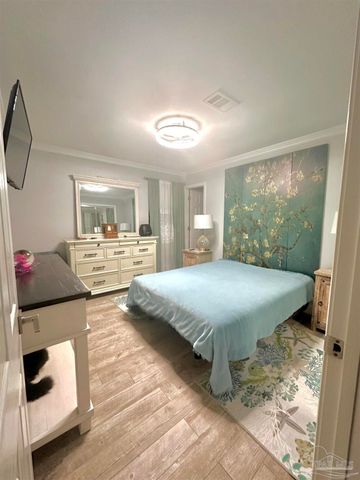 3097 Fayal Dr, Pensacola, FL 32526