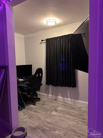 3097 Fayal Dr, Pensacola, FL 32526