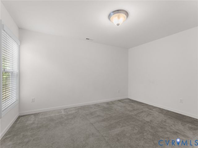 2061 Maginoak Ct, North Chesterfield, VA 23236