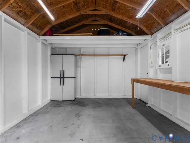 2061 Maginoak Ct, North Chesterfield, VA 23236