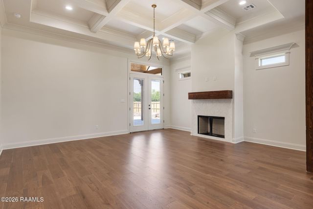 123 Summit Heights Drive, Youngsville, LA 70592