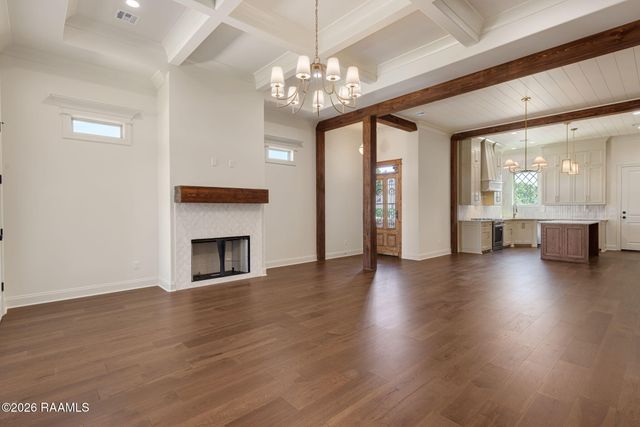 123 Summit Heights Drive, Youngsville, LA 70592