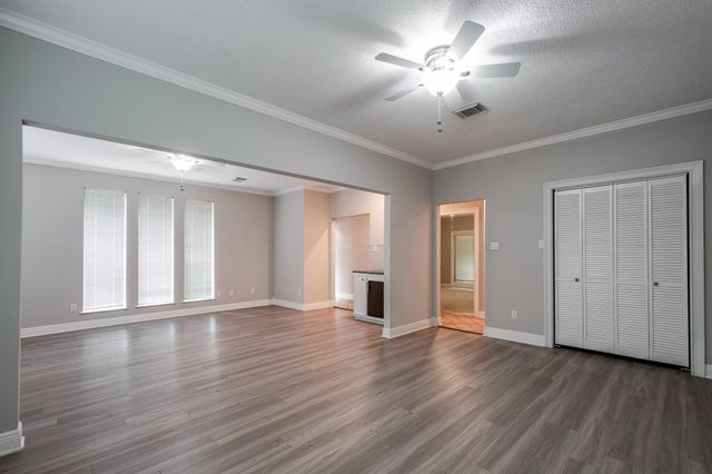 5406 Timber Shade Drive, Kingwood, TX 77345