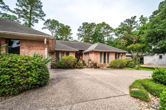5406 Timber Shade Drive, Kingwood, TX 77345
